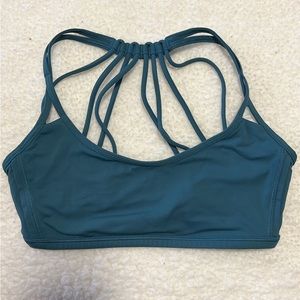 Womens size 4 lululemon sports bra
